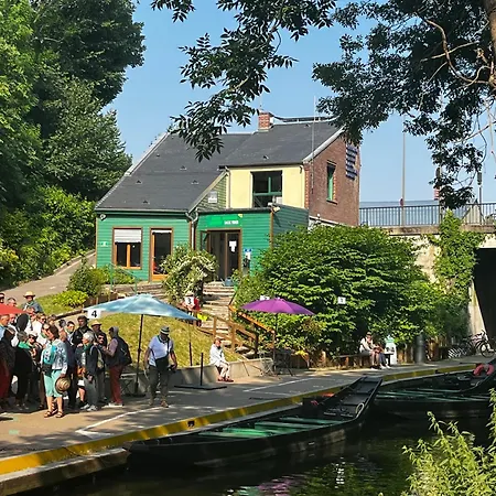 Pearl Of Center, Train Station, Parking