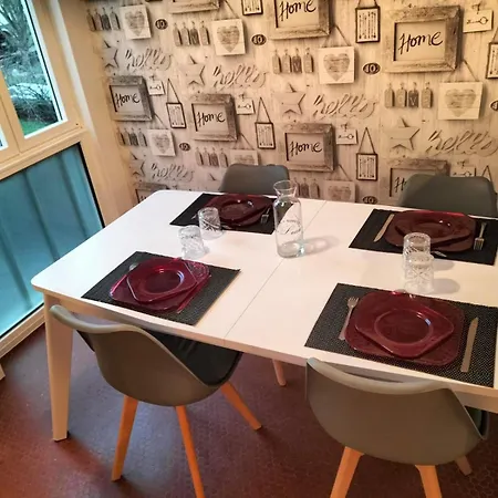 Pearl Of Center, Train Station, Parking *