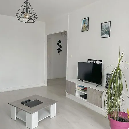 Appartement Pearl Of Center, Train Station, Parking *