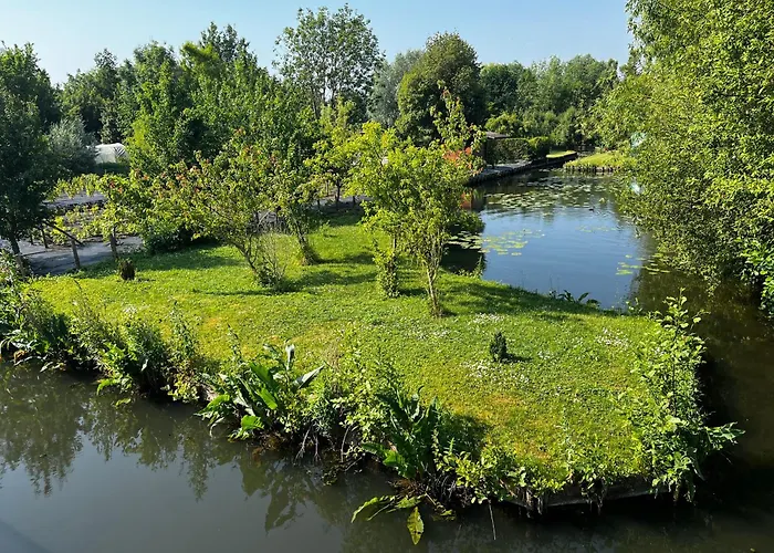 Pearl Of Center, Train Station, Parking Amiens