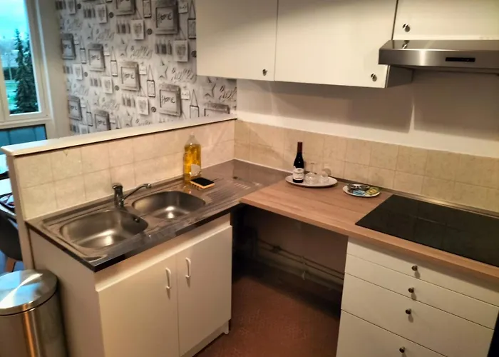 Pearl Of Center, Train Station, Parking