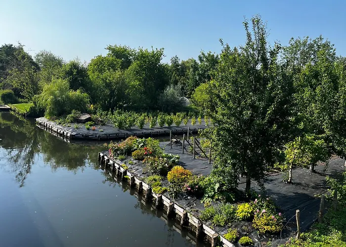 Apartamento Pearl Of Center, Train Station, Parking