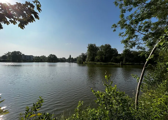 Pearl Of Center, Train Station, Parking