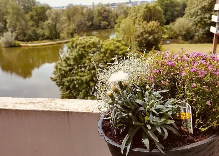 Pearl Of Center, Train Station, Parking *