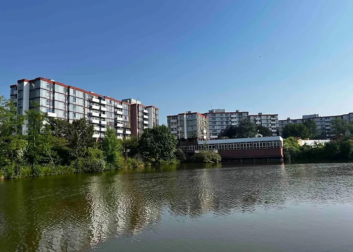 Apartamento Pearl Of Center, Train Station, Parking *